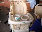湯の川プリンスホテル渚亭　子供用椅子と食器